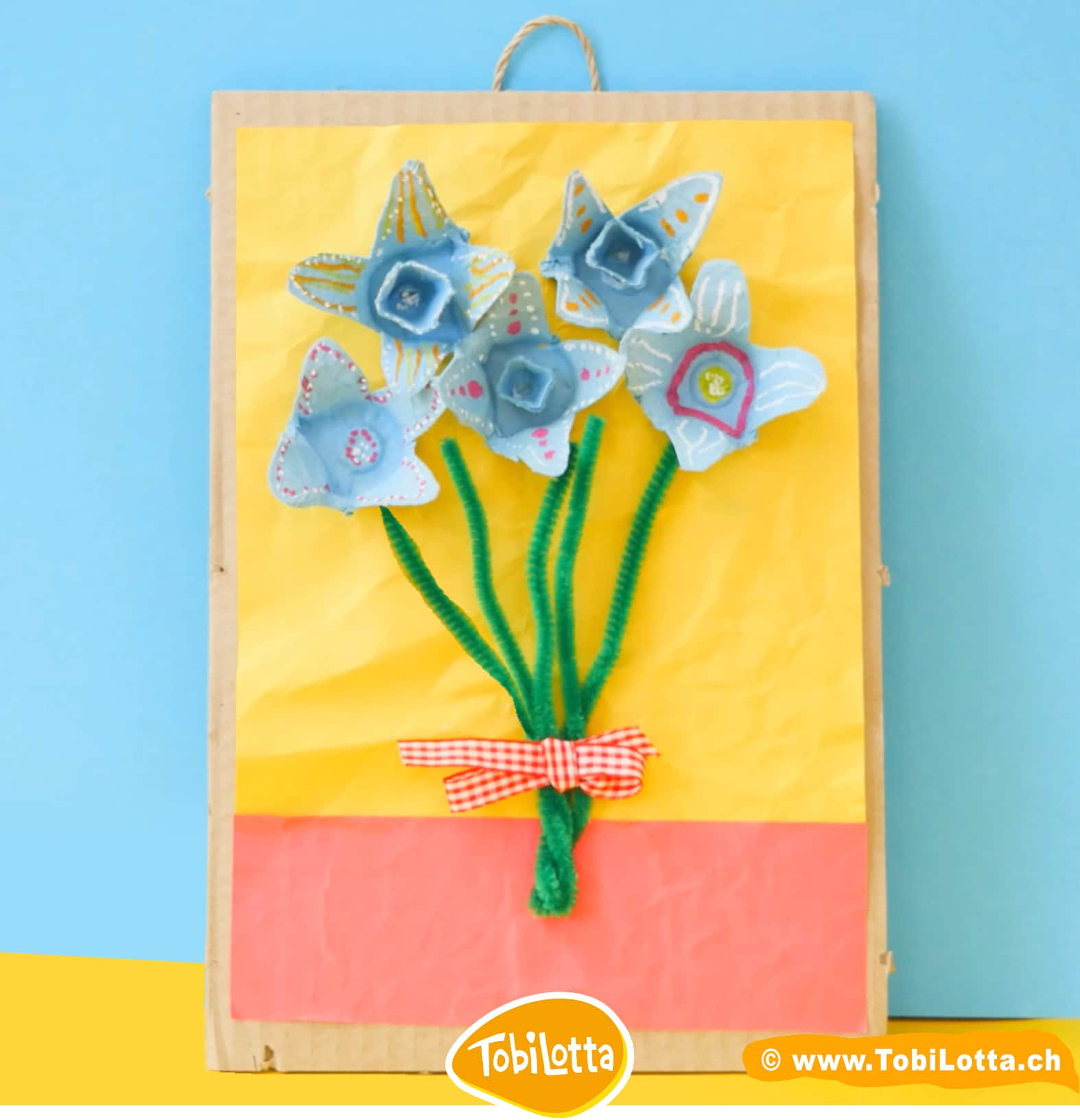 Recycling-Blumen-Eierpappe-bibi-und-tina-basteln-diy-recycling-idee-bibi-und-tina-martinshof basteln bibi und tina bastelidee recycling basteln mit müll materialien die in den müll landen nachhaltige bastelideen für kinder basteln mit kindern einfach eierschachteln eierpappe eierkarton